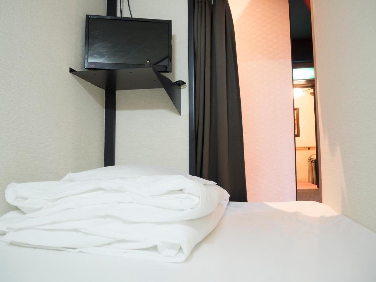 Capsule Hotel Hatagoya Tokyo Dış mekan fotoğraf